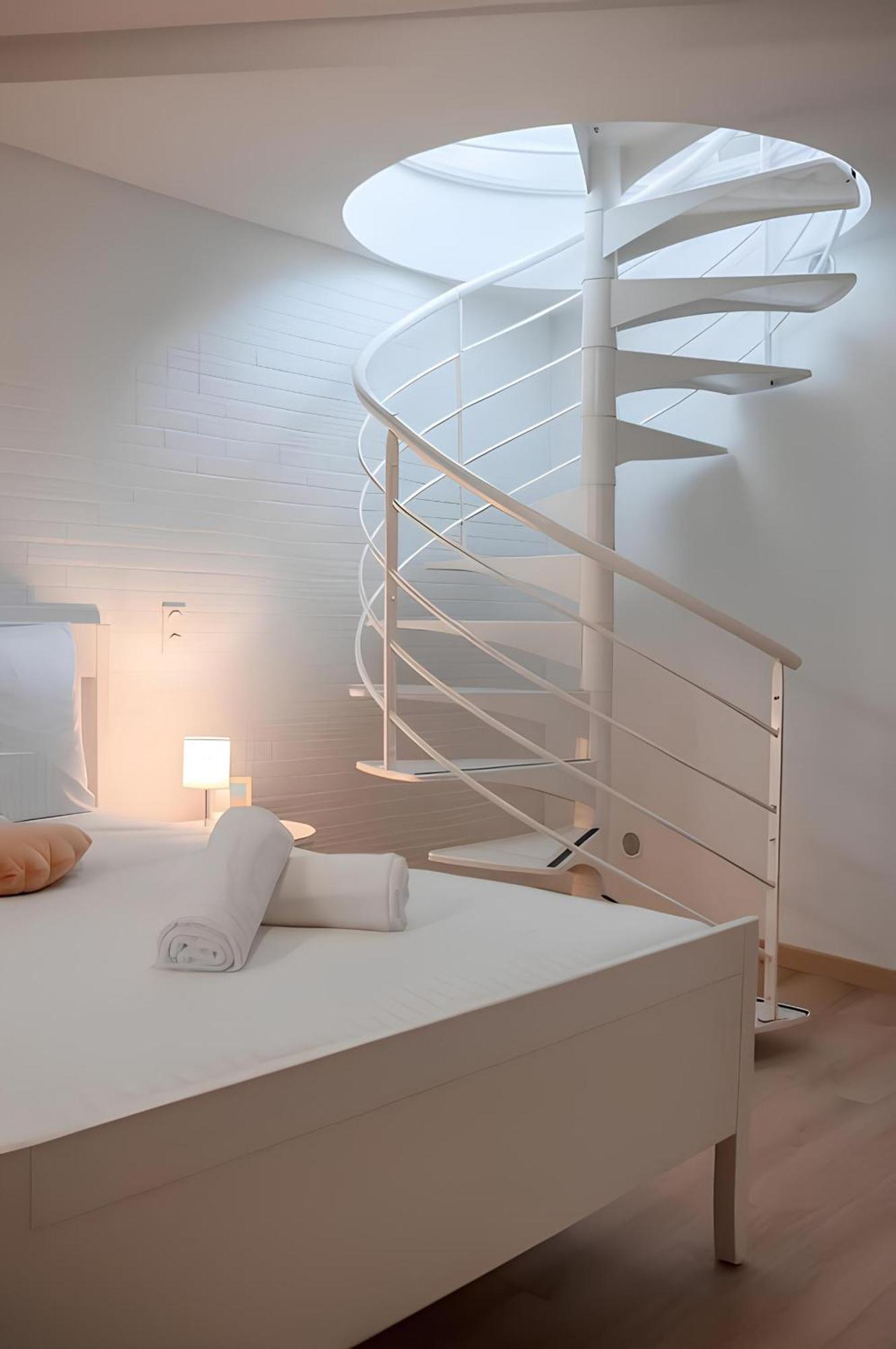Cozy Appartement Plein Centre, Proche Gare/Plage Menton Exteriör bild
