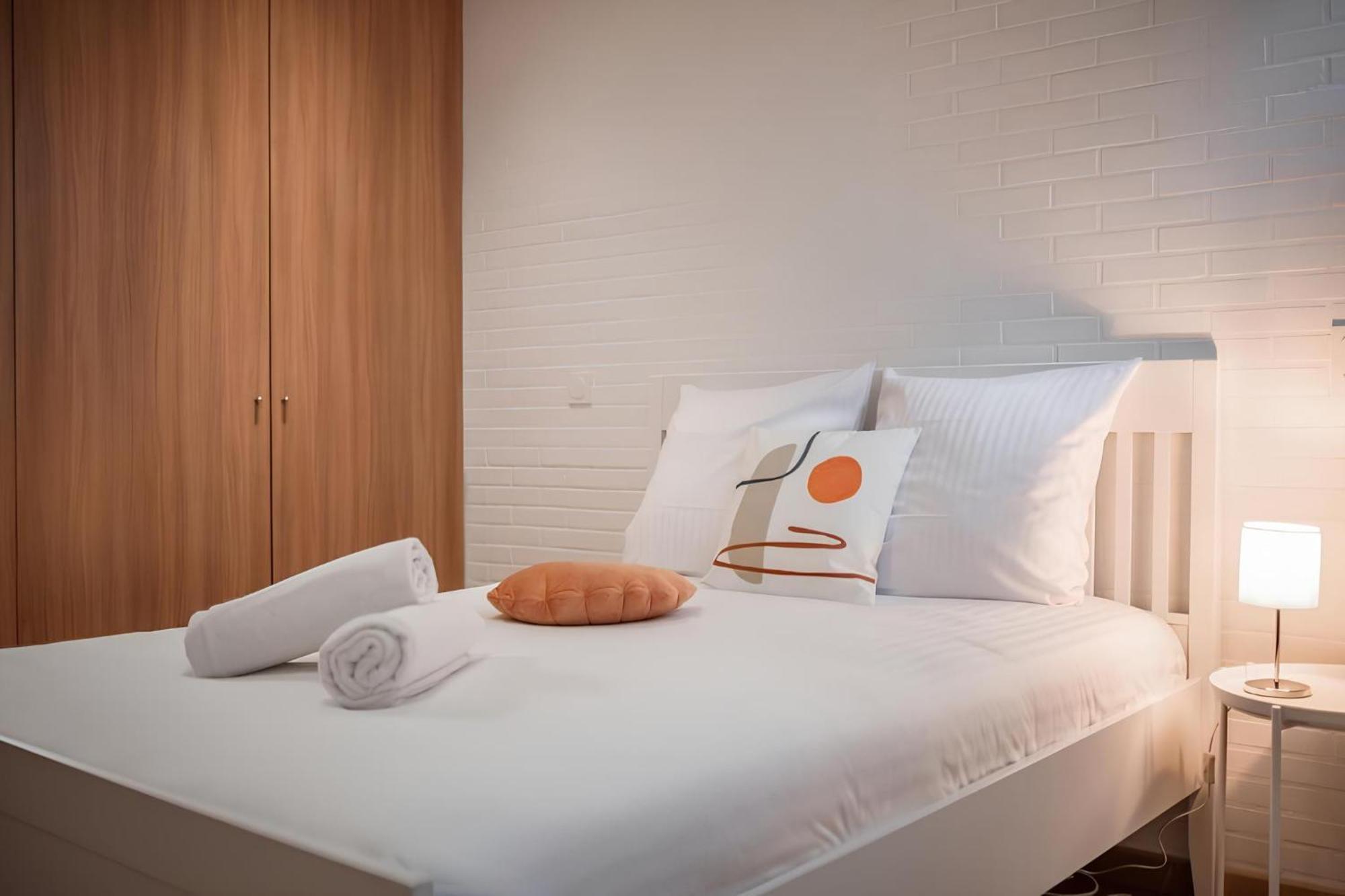Cozy Appartement Plein Centre, Proche Gare/Plage Menton Exteriör bild